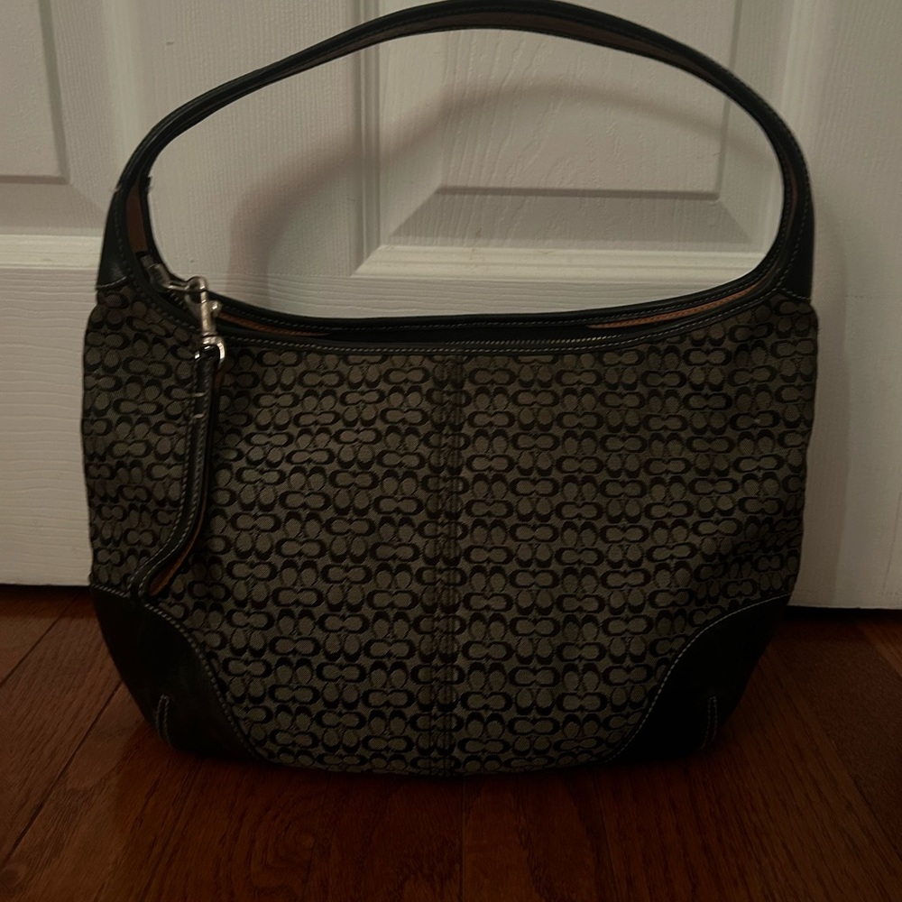 Coach Signature Hobo Bag #K2K-6617